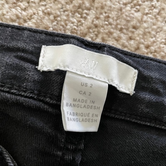 Denim shorts! Ready for summer! ☀️ 💕 - Picture 7 of 8